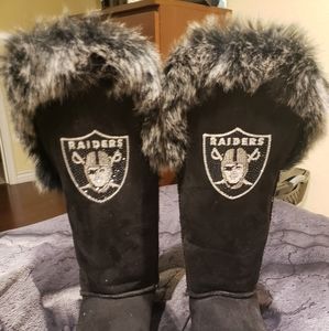 Raiders boots